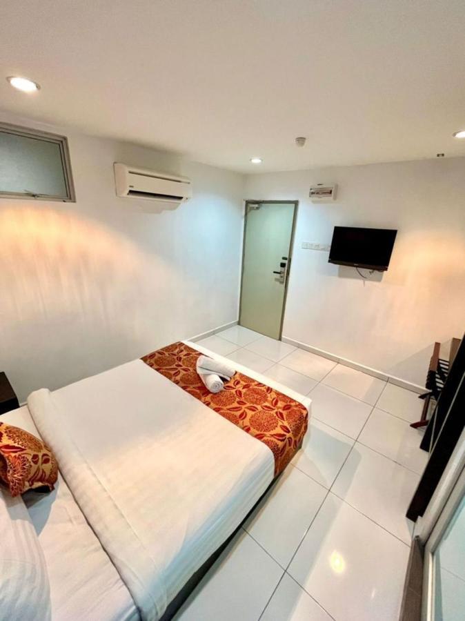 Hotel Zamburger Tengkera Melaka Dış mekan fotoğraf