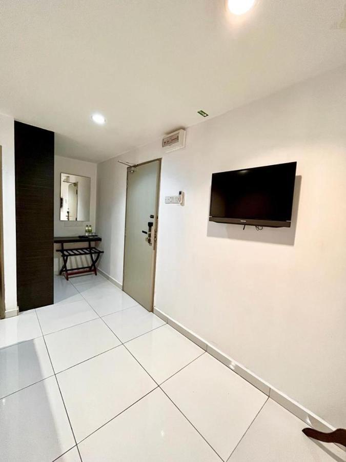 Hotel Zamburger Tengkera Melaka Dış mekan fotoğraf
